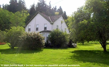 Photo of farmhouse.